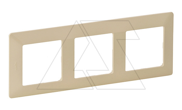 Valena Life - Рамка 3 поста верт/гориз, слоновая кость Valena Life - Рамка 3 поста верт/гориз, слоновая кость