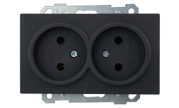 21 - Розетка двойная 2x2P, черный мат 21 - Розетка двойная 2x2P, черный мат