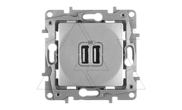 Etika - Зарядное устройство с двумя USB Type A, 240V/5V, 2400мА. (алюминий) Etika - Зарядное устройство с двумя USB Type A, 240V/5V, 2400мА. (алюминий)