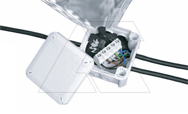 Комплект T 60 hars, распред. коробка, IP68, UV-resistant, IK08, 114х114х57мм, 7хМ25, серый, полипропилен Комплект T 60 hars, распред. коробка, IP68, UV-resistant, IK08, 114х114х57мм, 7хМ25, серый, полипропилен