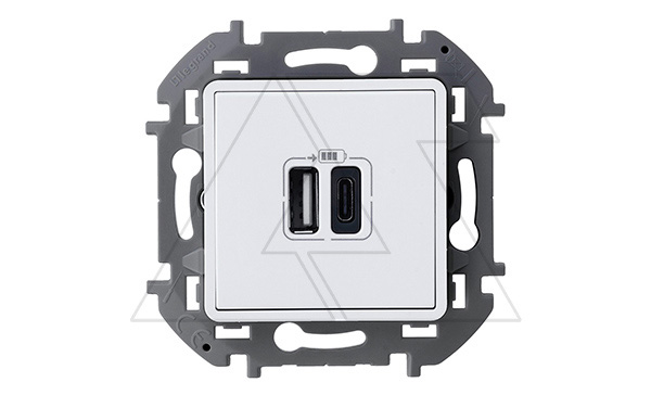 Inspiria - Зарядное устройство с двумя USB-разъемами Type A + Type C, 3000mA, 5В (белый)