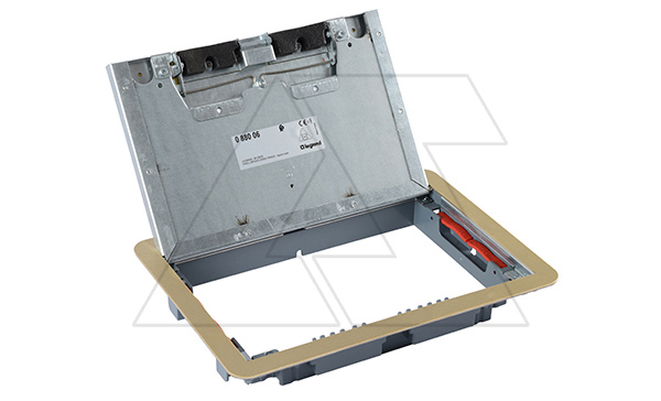 Крышка под покрытие до 8mm для коробки 8/12M, латунь