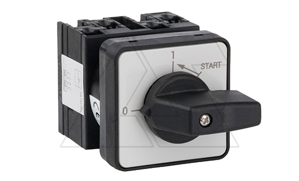 Переключатель UKT0-2-15512/E, 2P, 20A, тип 0-1←START (45°), на дверь, фронт IP65