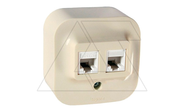 Quteo - Розетка двойная RJ11+RJ45 5E UTP, накладной монтаж, сл. кость